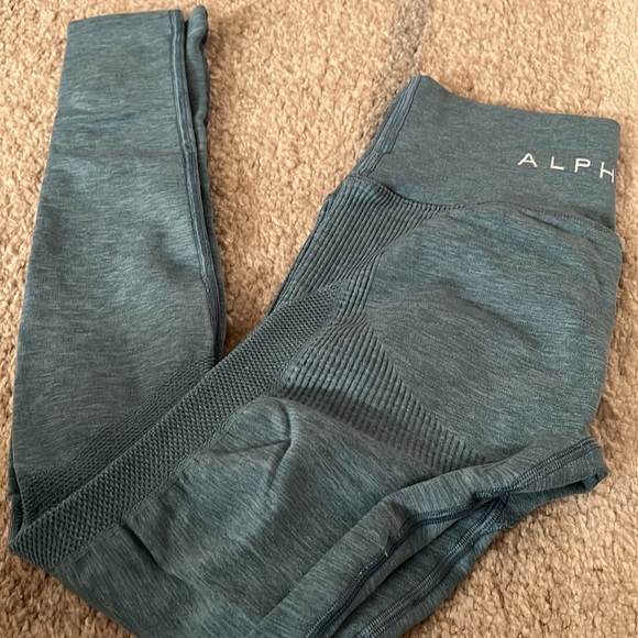 Alphalete | Aero Leggings - Picture 2 of 7